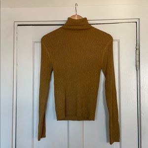 Brand new Isda & Co. gold turtleneck sweater